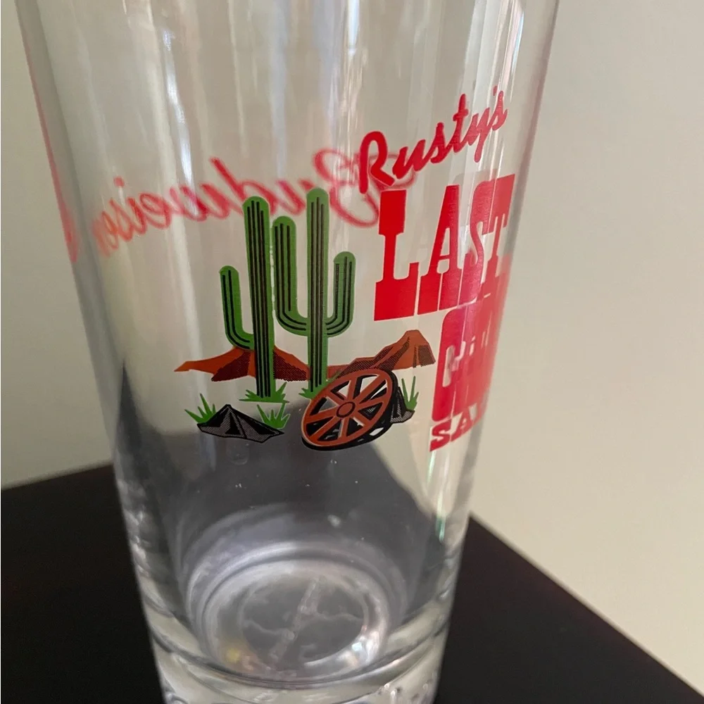 Western Budweiser Pint Beer Glass Rusty's Last Chance Saloon Cactus Wagon Wheel